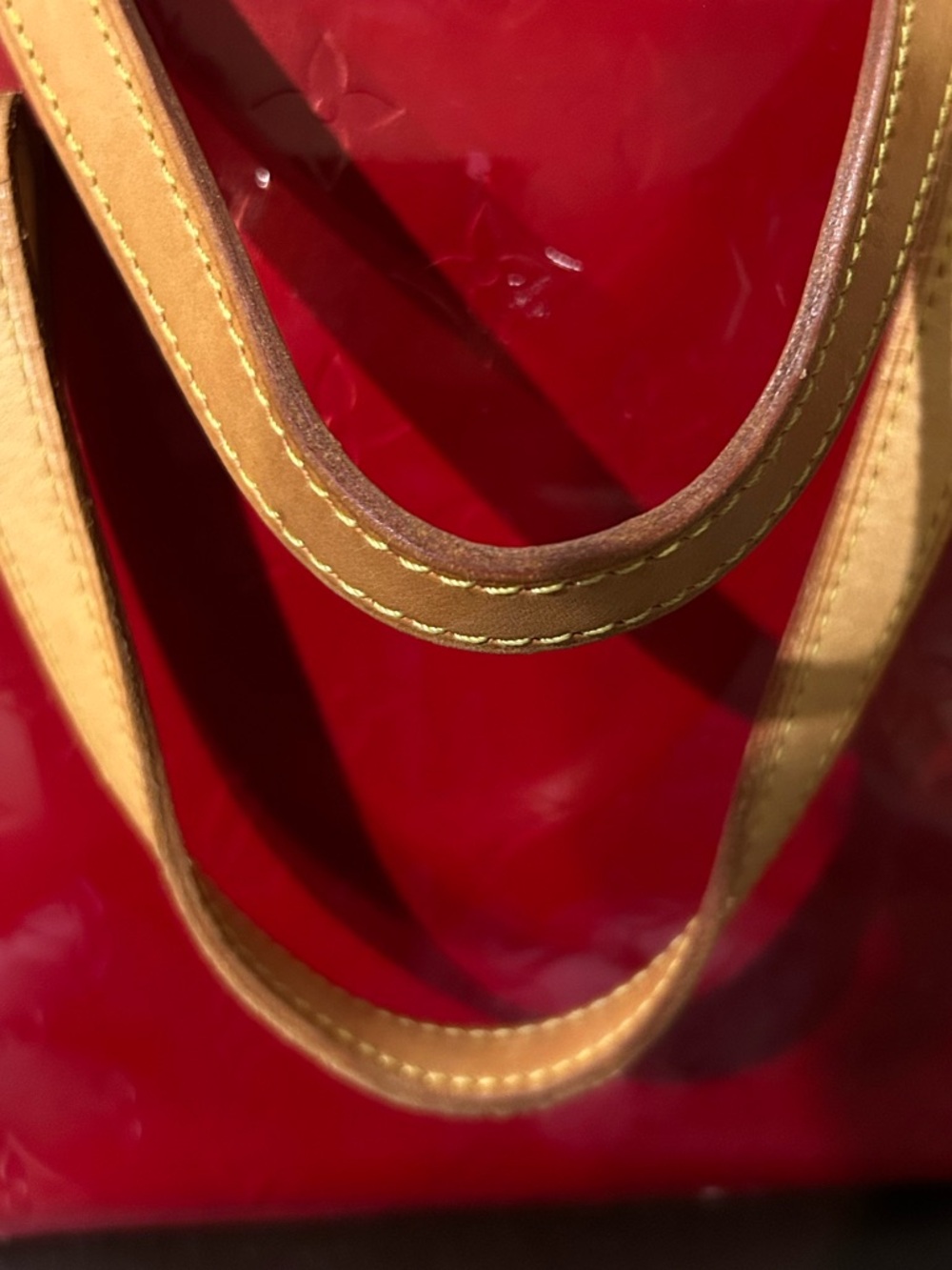 LOUIS VUITTON Monogram Red Leather Vernis Bellevue PM Tote Handbag AUTHENTICATED - Picture 12 of 16